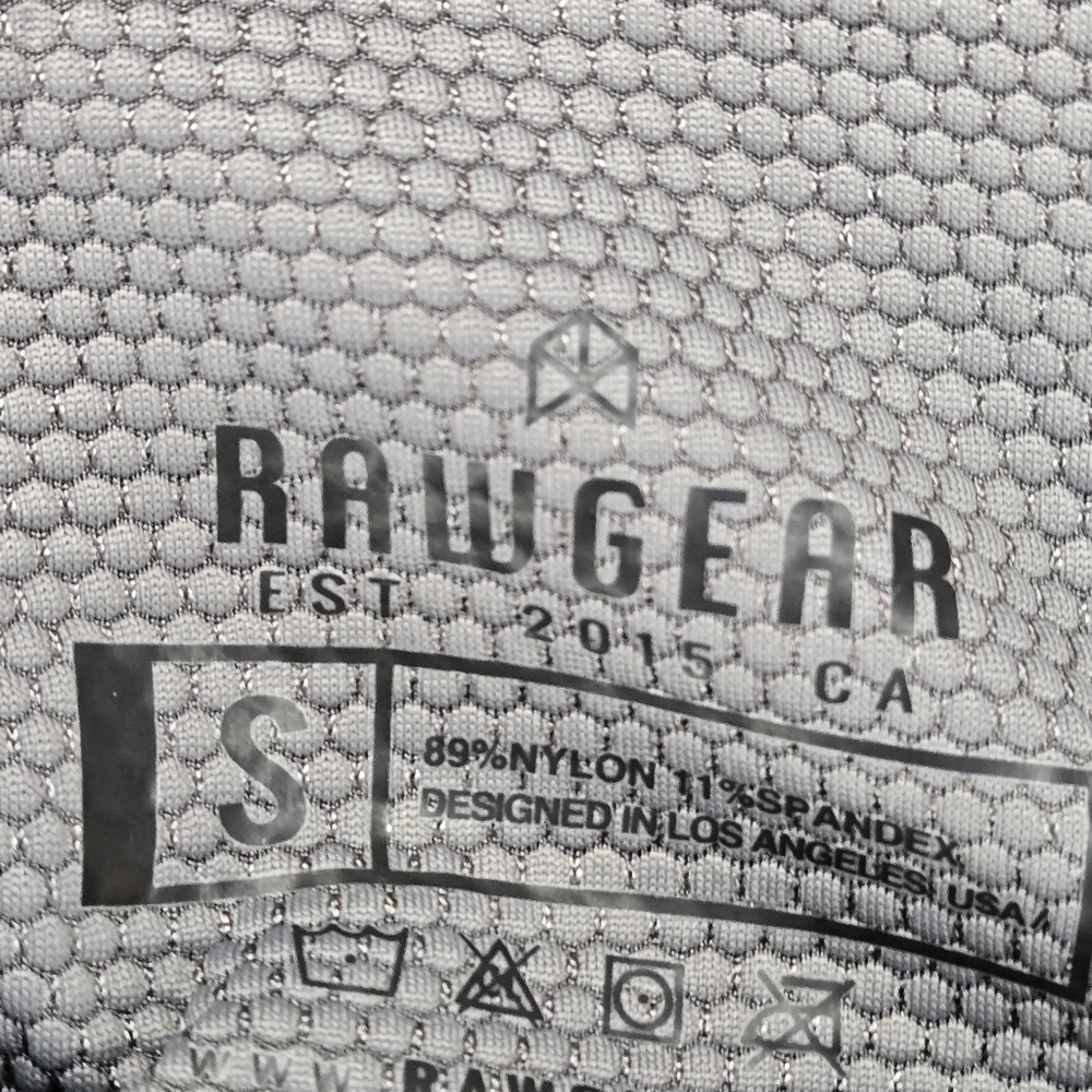 Nwt RawGear war sports bra gray with black writing - Picture 4 of 5